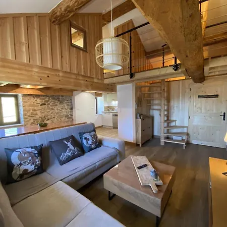 Semesterbostad Les Perics *