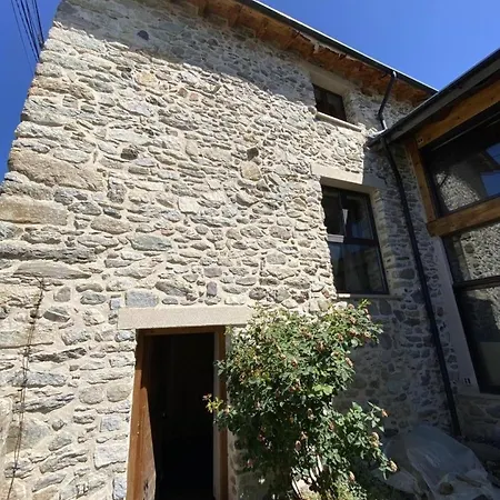 Les Perics Сasa de vacaciones Puyvalador