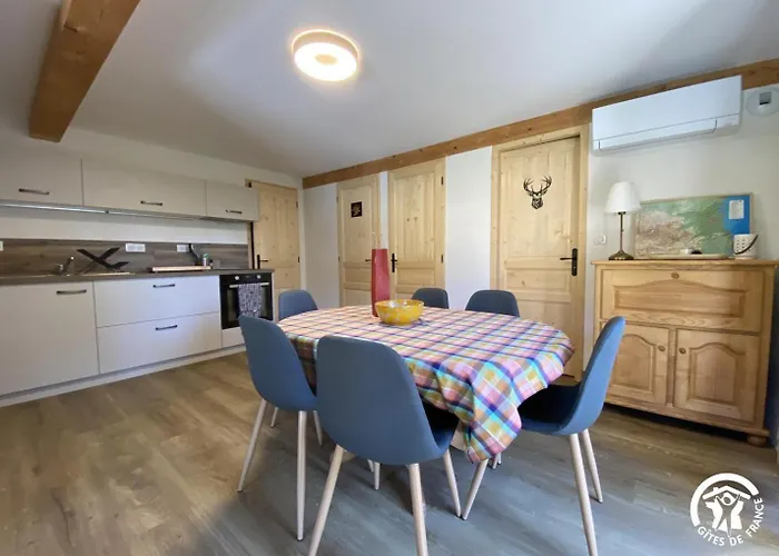 Semesterbostad Les Perics