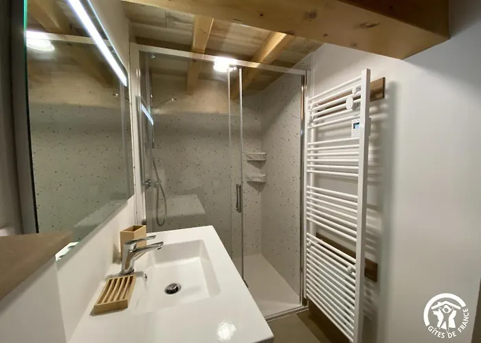 Les Perics Semesterbostad